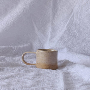 Espresso Cup Loop: Swirl White